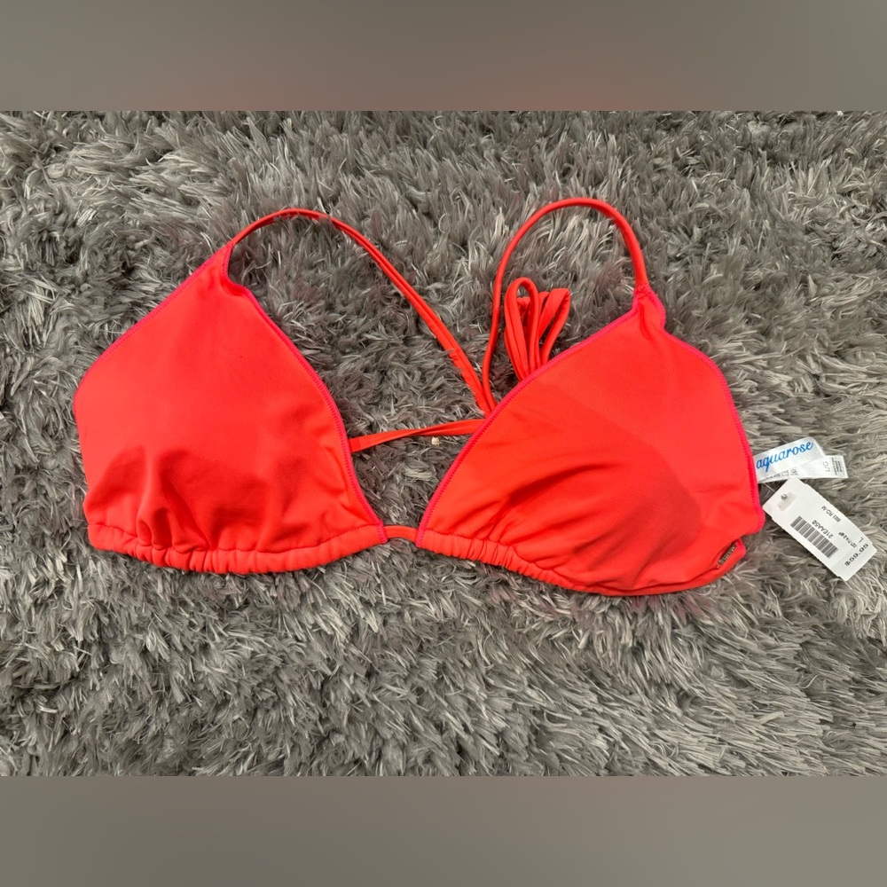 NWT aquarose bikini top